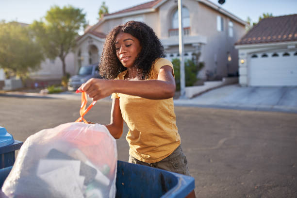Best Basement Cleanout Services  in Manhattan, NY